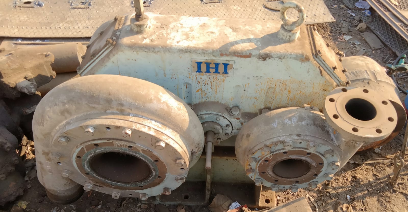 GAS COMPRESSOR (4)