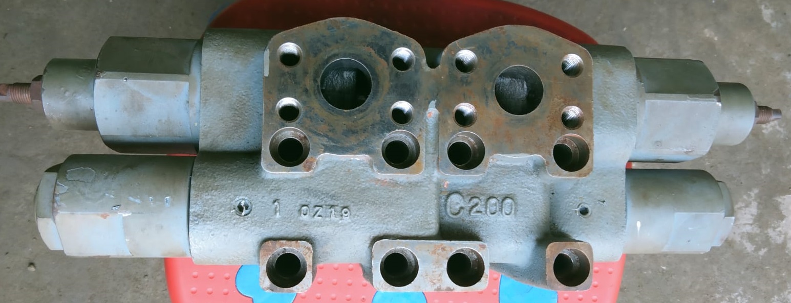 HYDRULIC VALVE