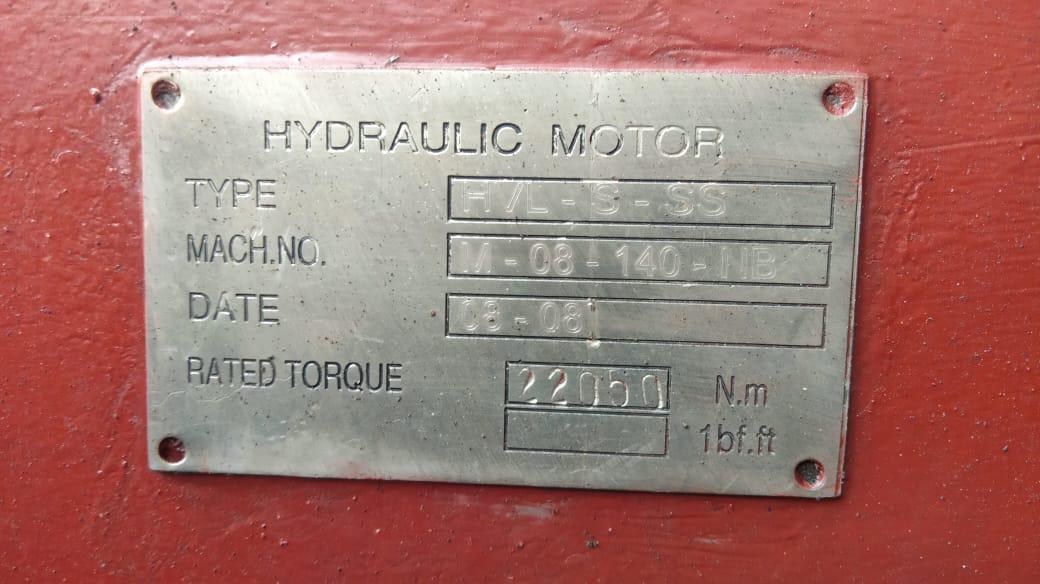 IHI hydraulic MOTOR (2)